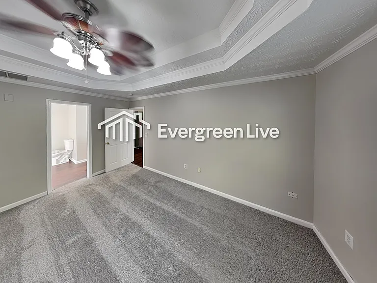 105 Hugh Dr — Photo 10