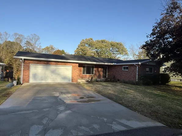 2168 Shela Blvd, Portsmouth, OH 45662