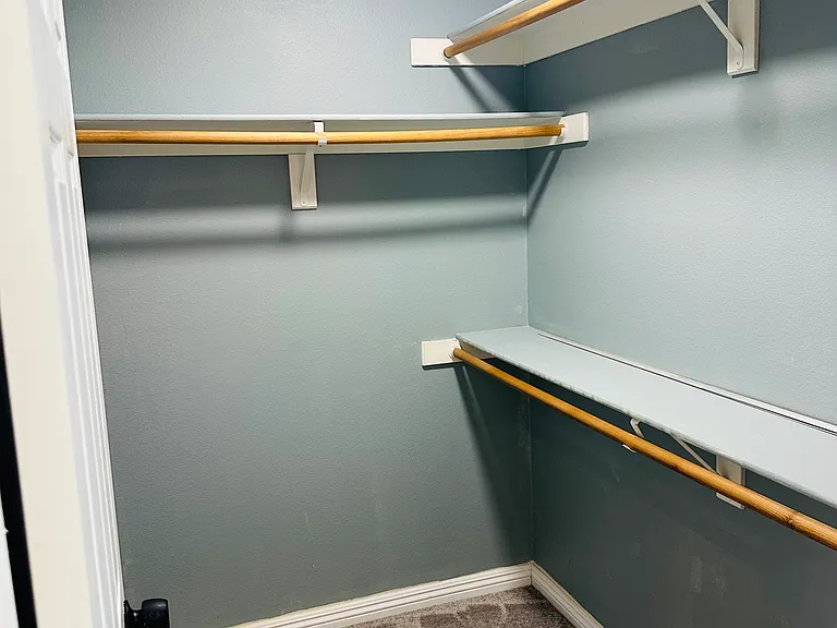 4238 La Rica Ave #B — Photo 10