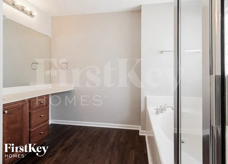 2815 Pottinger Dr — Photo 10