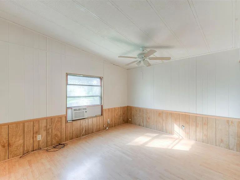119 Monticello St — Photo 10