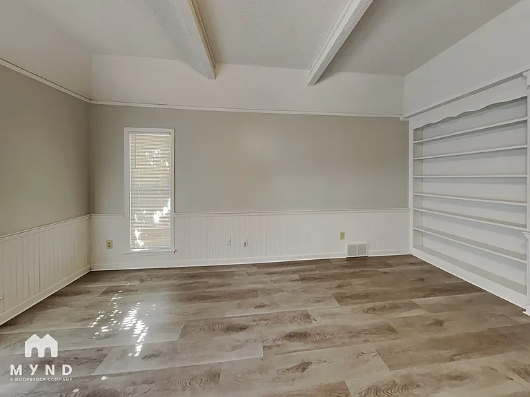 4645 Sandy Park Dr — Photo 6