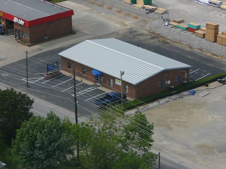 1st image of 801-803 E Veterans Memorial Pkwy