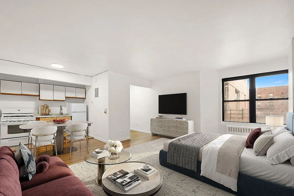 44-16 Macnish St APT 5D photo 1