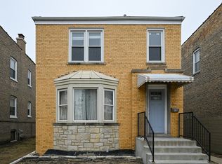 4158 W Nelson St, Chicago, IL 60641