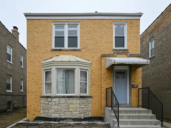 4158 W Nelson St, Chicago, IL 60641
