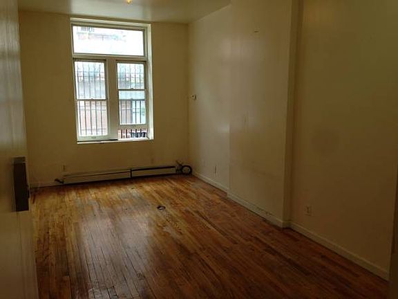 5th image of 162 W 133rd St APT 2