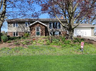 809 Linden St, Decorah, IA 52101