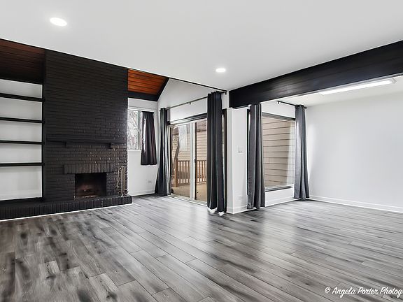4th image of 3357 Beacon St Unit 23
