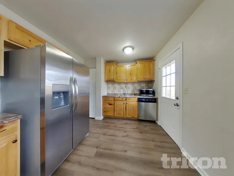 2505 Nadine Dr — Photo 6