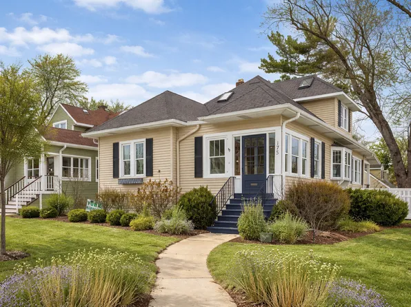 175 N Berteau Ave, Elmhurst, IL 60126