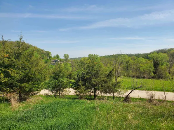 45 Heatherdowns Ln, Galena, IL 61036