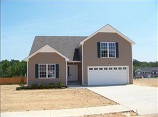 1033 Freedom Dr, Clarksville, TN 37042