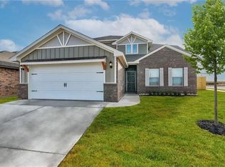 1616 Maroon Dr, El Reno, OK 73036