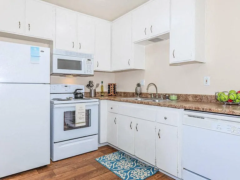 Villa Monair Apartments — Photo 38
