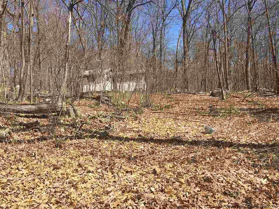 1st image of 211 Huckleberry Tpke
