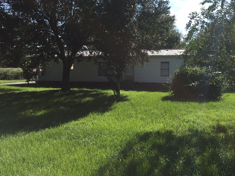 1st image of 2446 Riverwood Dr