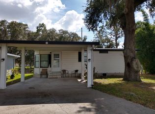 17 Country Meadows Blvd, Plant City, FL 33565