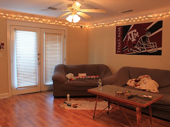 2nd image of 1725 Harvey Mitchell Pkwy S APT 1427