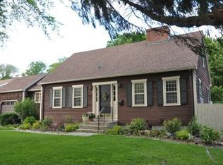 21 Gardner Cir, New London, CT 06320