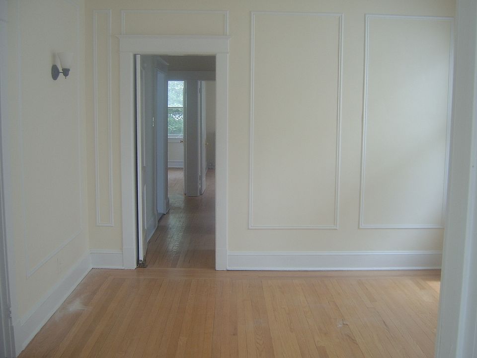 High Ceilings, Vintage Moulding