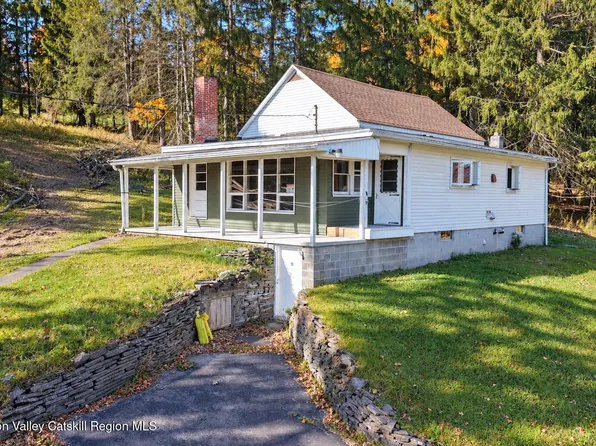 505 High Hill Road, Coxsackie, NY 12051