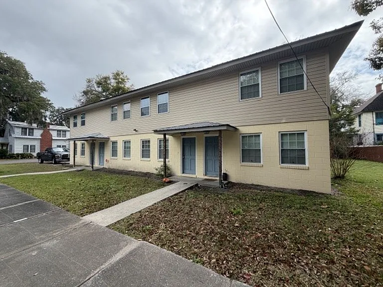 502 Prince St — Photo 2