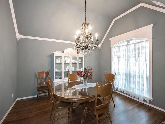 4th image of 2602 W New Orleans Pl