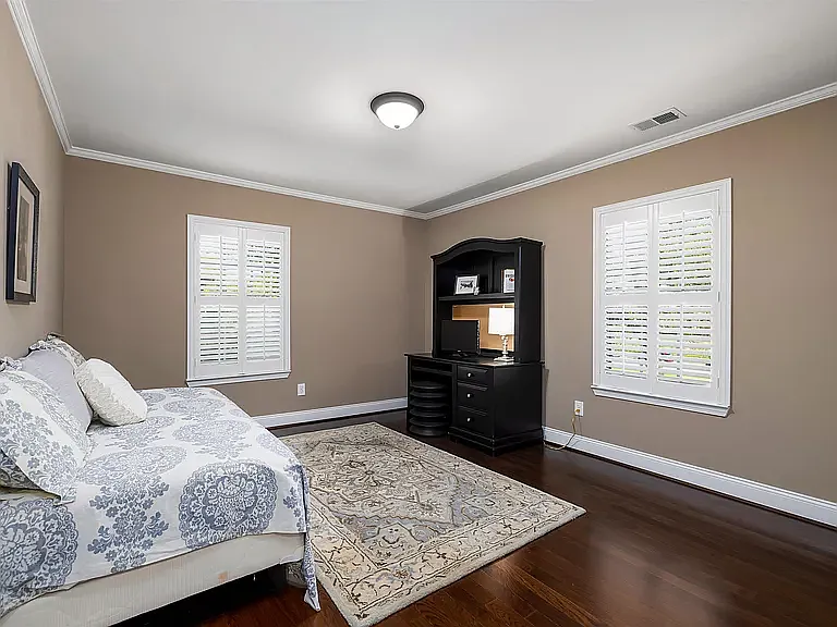608 Shades Creek Pkwy — Photo 24