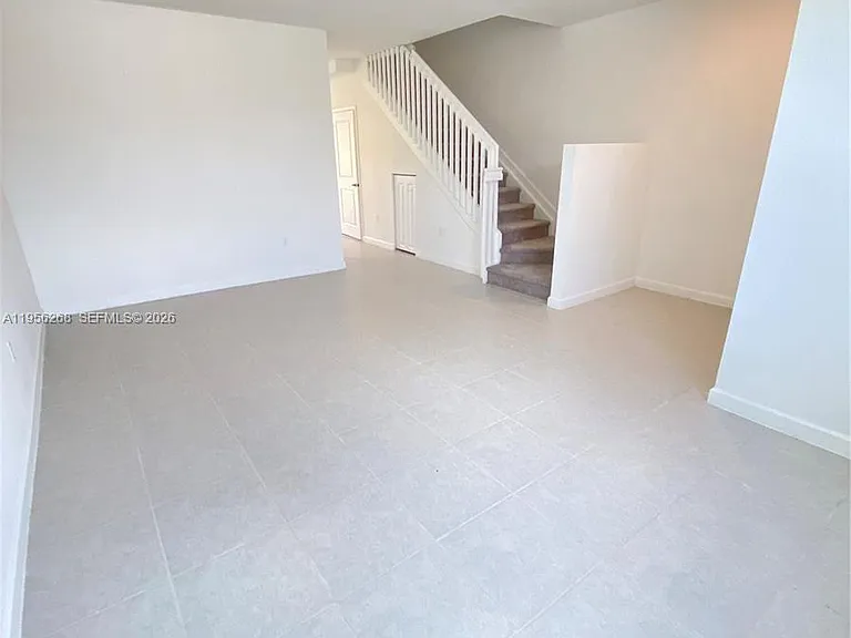 2640 SE 19th St — Photo 15