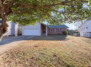 216 Camellia Dr, Millbrook, AL 36054