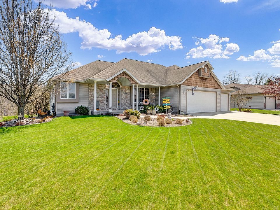 1st image of 765 River Meadows Dr