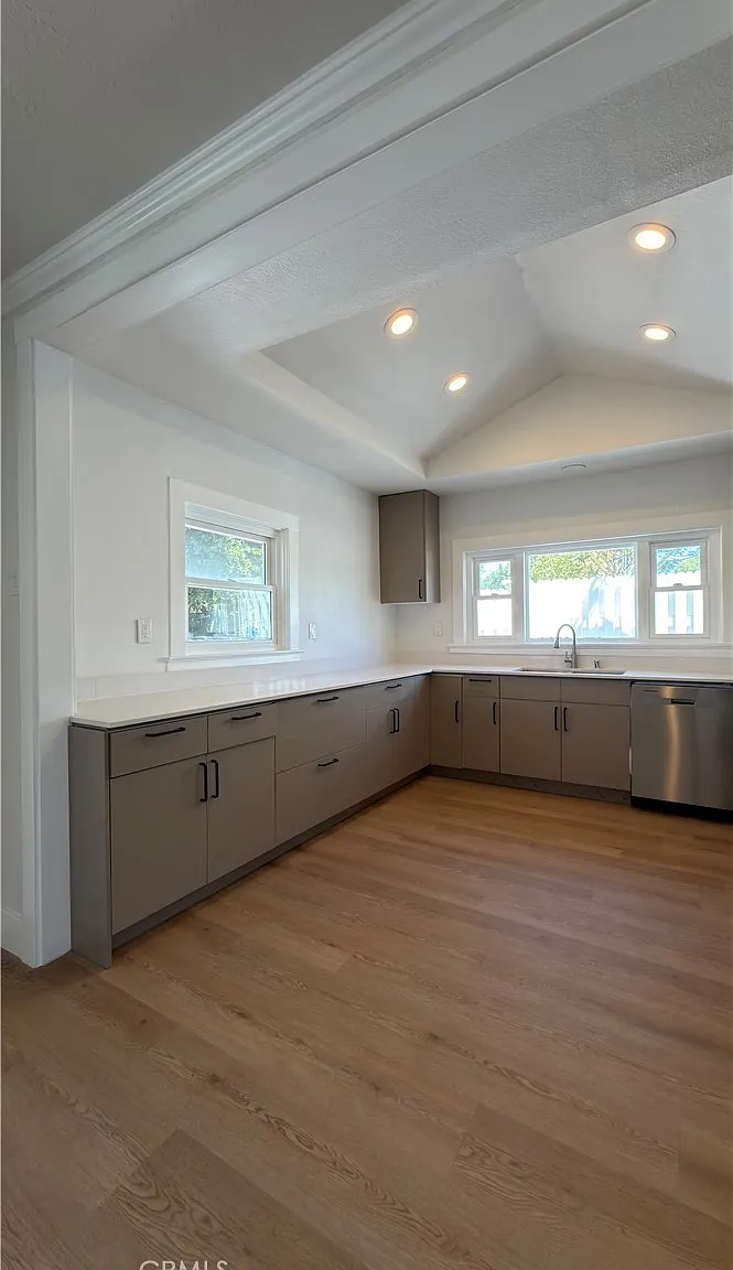 3 bed, 1507 sqft, $4,300 — Photo 4
