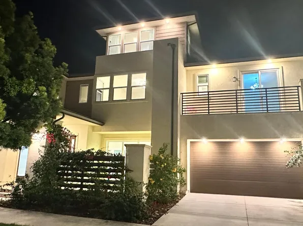 62 Cartwheel, Irvine, CA 92618