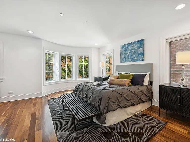 1907 N Lincoln Park W — Photo 19