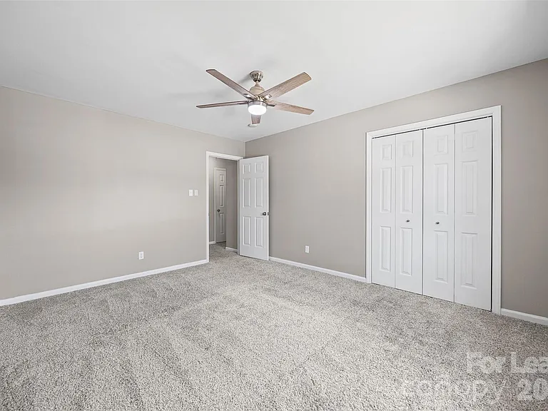 1933 Ebenezer Rd — Photo 17