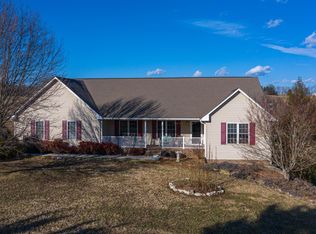 1984 Brughs Mill Rd, Fincastle, VA 24090