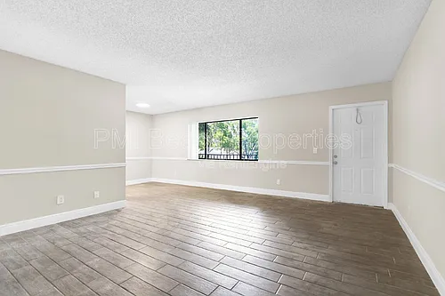 414 Meadows Cir Photo 1 414 Meadows Cir Photo 1