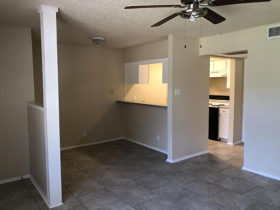 1st image of 2124 Sanger Ave APT 106