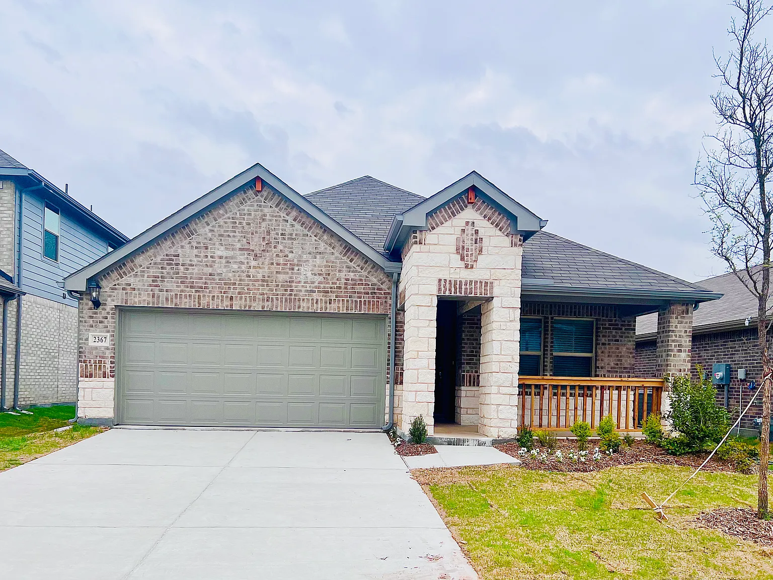 4 bed, 1800 sqft, $2,500 — Photo 1