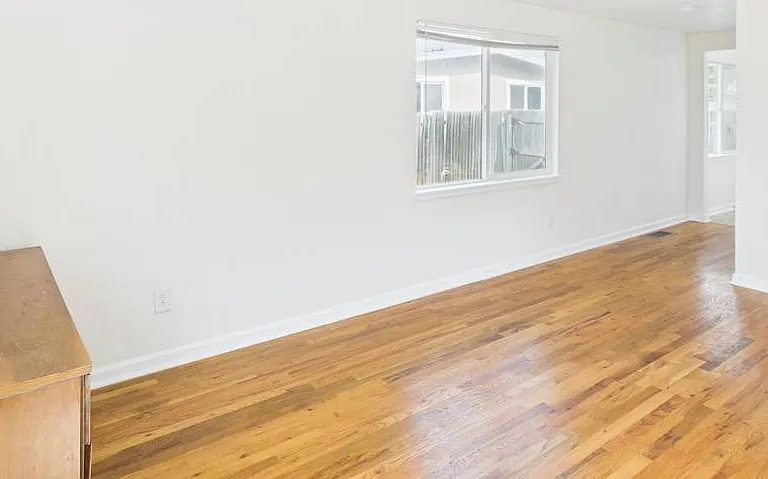 2261 W 56th Pl — Photo 25