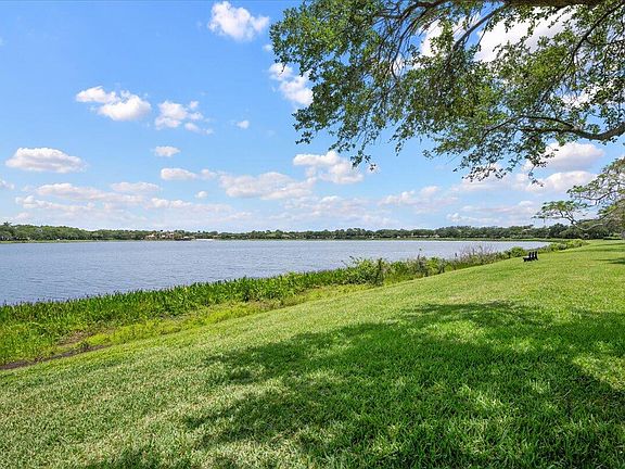 5th image of 181 Evergrene Parkway #14-b