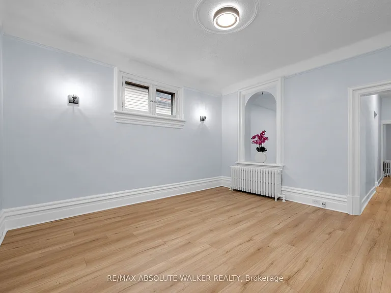 31 Crichton St #A — Photo 11
