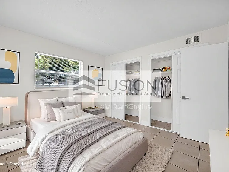 861 SW 74th Ter #102D — Photo 4