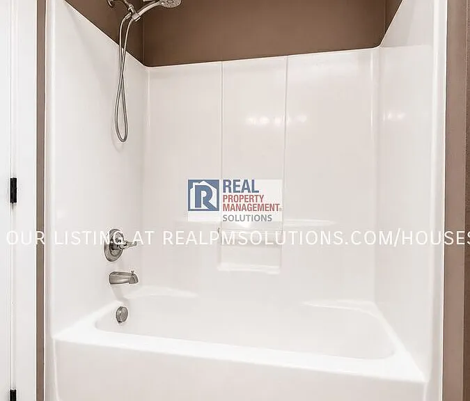 7670 N Mississippi Ave — Photo 55