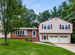 5 Deacon Hunt Dr, Acton, MA 01720