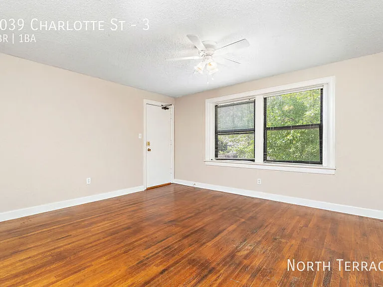 4035-4039 Charlotte — Photo 15