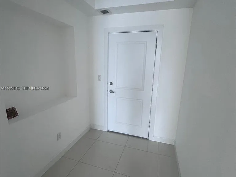 315 NE 3rd Ave #1905 — Photo 13