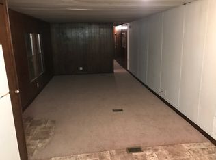 30 Pleasant Hill Dr, Crossville, TN 38571