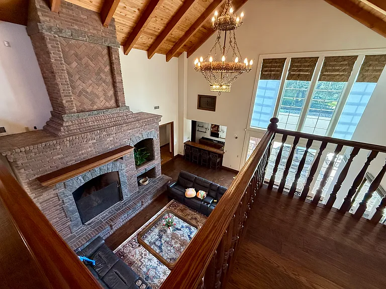 533 E Sierra Madre Ave — Photo 33